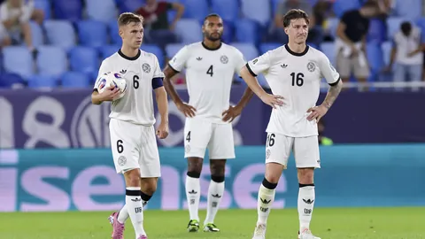 切尔西3-1阿斯顿维拉，詹姆斯自摆乌龙，若日尼奥、卢卡库双响炮